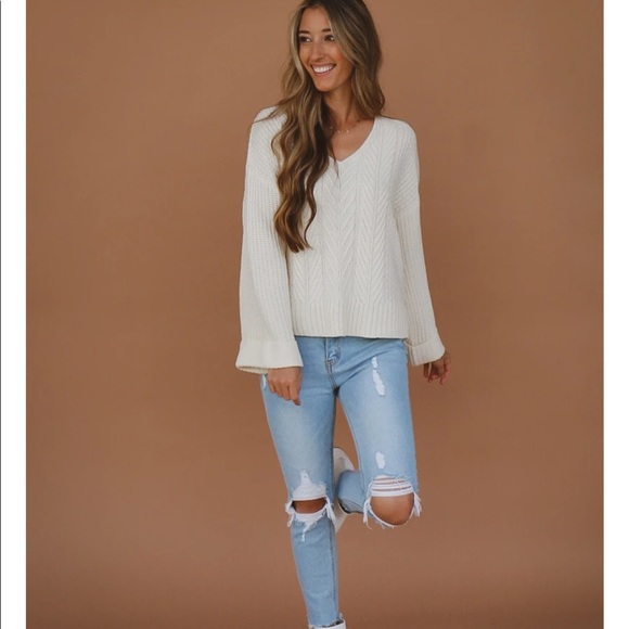 Cream Sweater - Picture 4 of 5